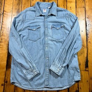 Levi’s Men’s XL Pearl Snap Western Button Shirt Denim Standard Flap Pocket Flaw*